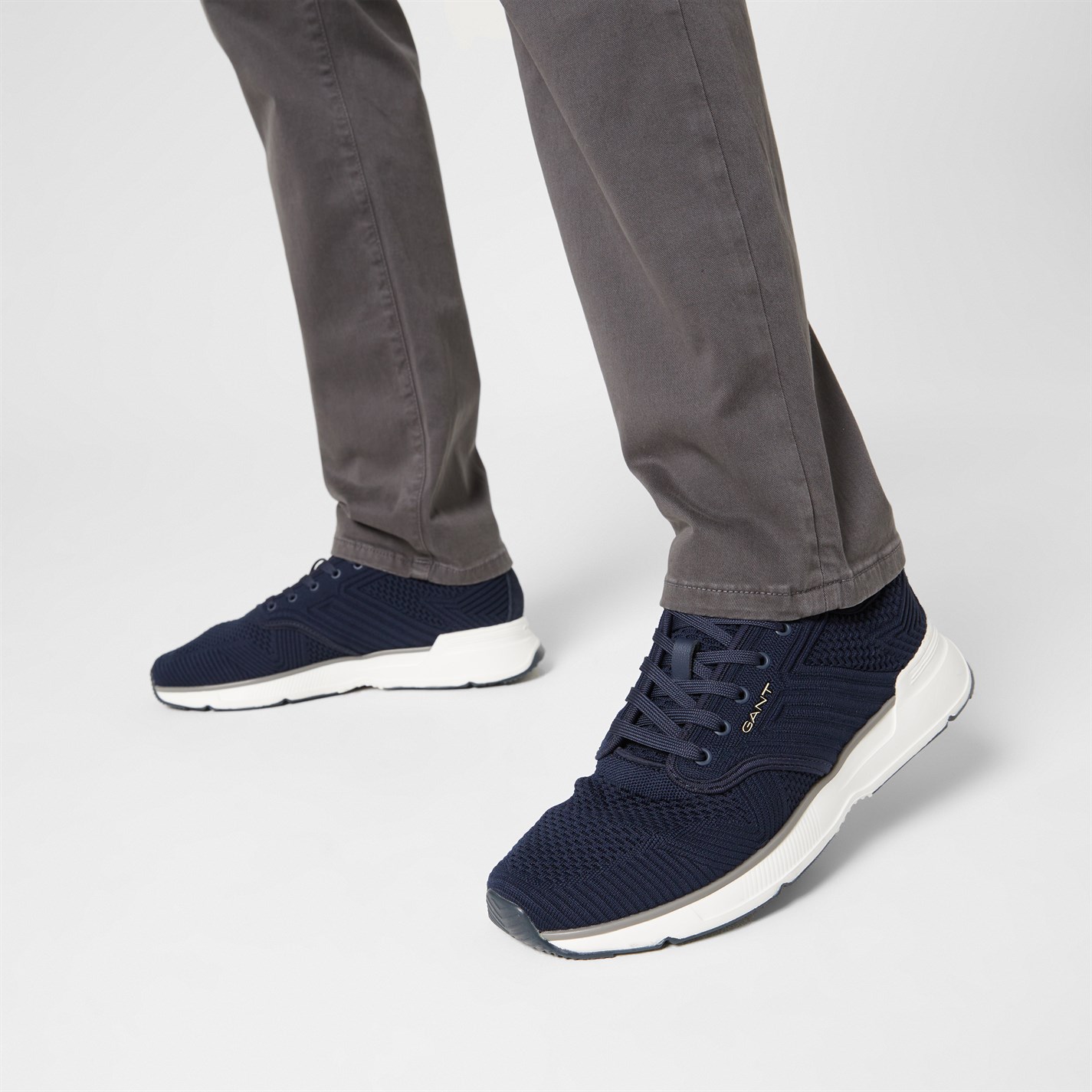 Gant Beeker Trainers Marine FRASERS Ireland1