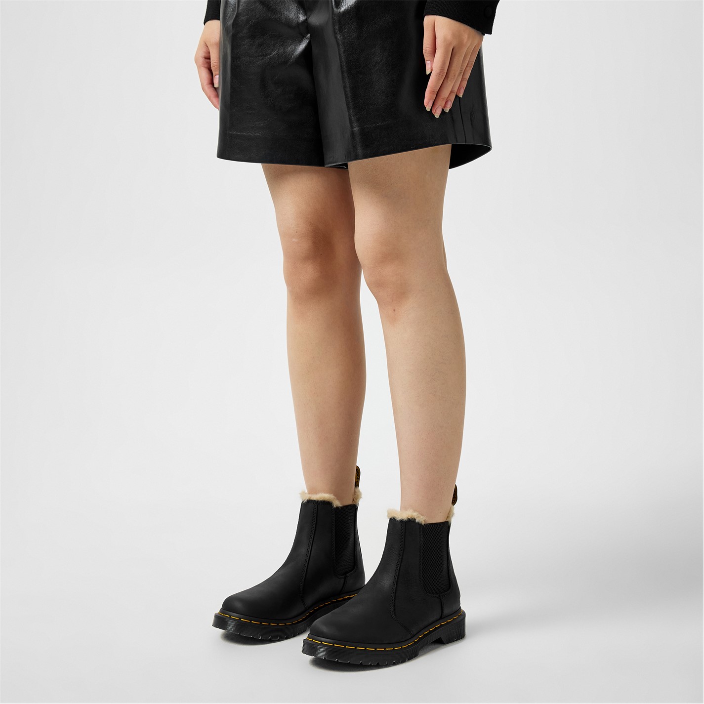 dr martens 2976 leonore