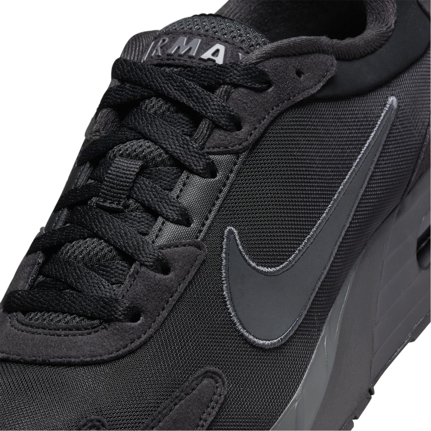 mens nike triple black trainers