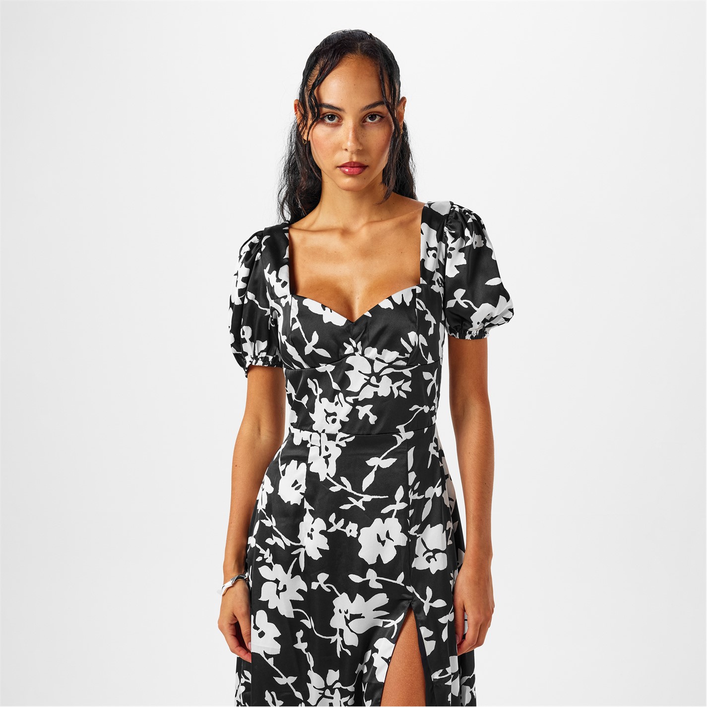 Bardot | Gillian Midi Dress | Blk Flor | FRASERS Ireland