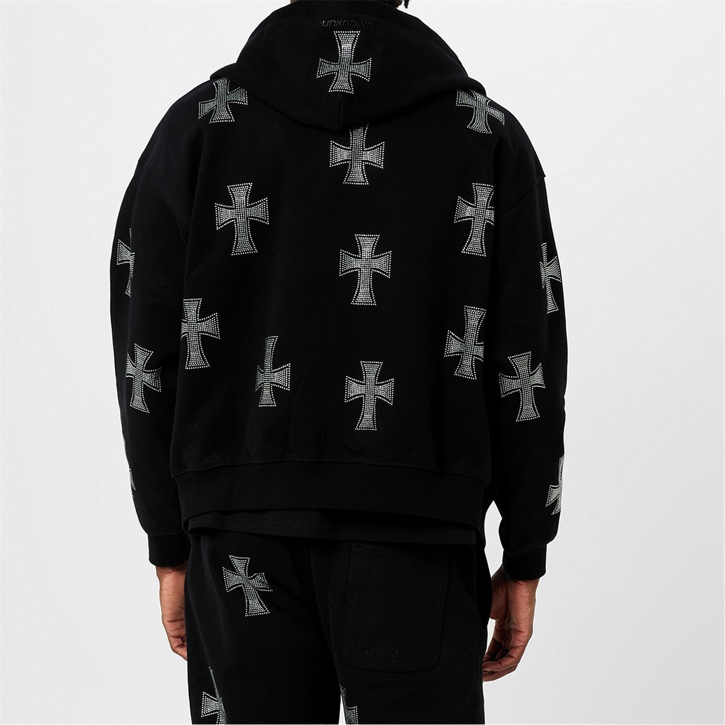 トップス Unknown London BLACKxRED RHINESTONE UNKNOWN LONDON | Rhinestone Cross Cotton Hoodie | Black