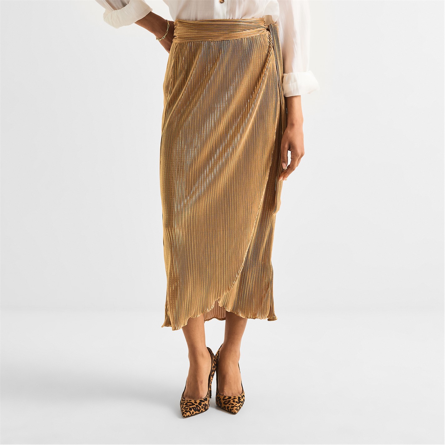Never Fully Dressed | Gold Plisse Jaspre Skirt | Gold | FRASERS Ireland
