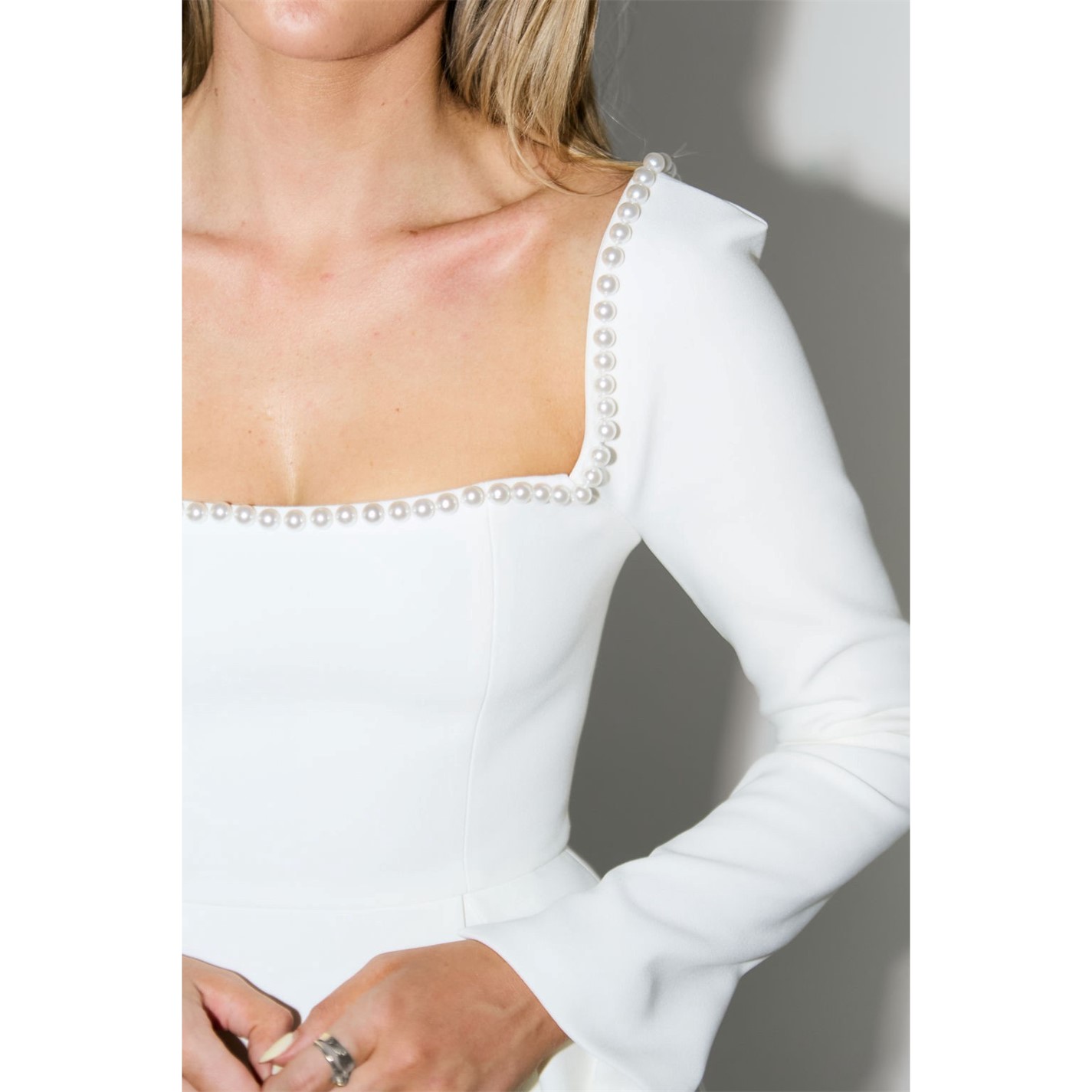 ODD MUSE | Tall The Ultimate Muse Pearl Dress | White | FRASERS Ireland
