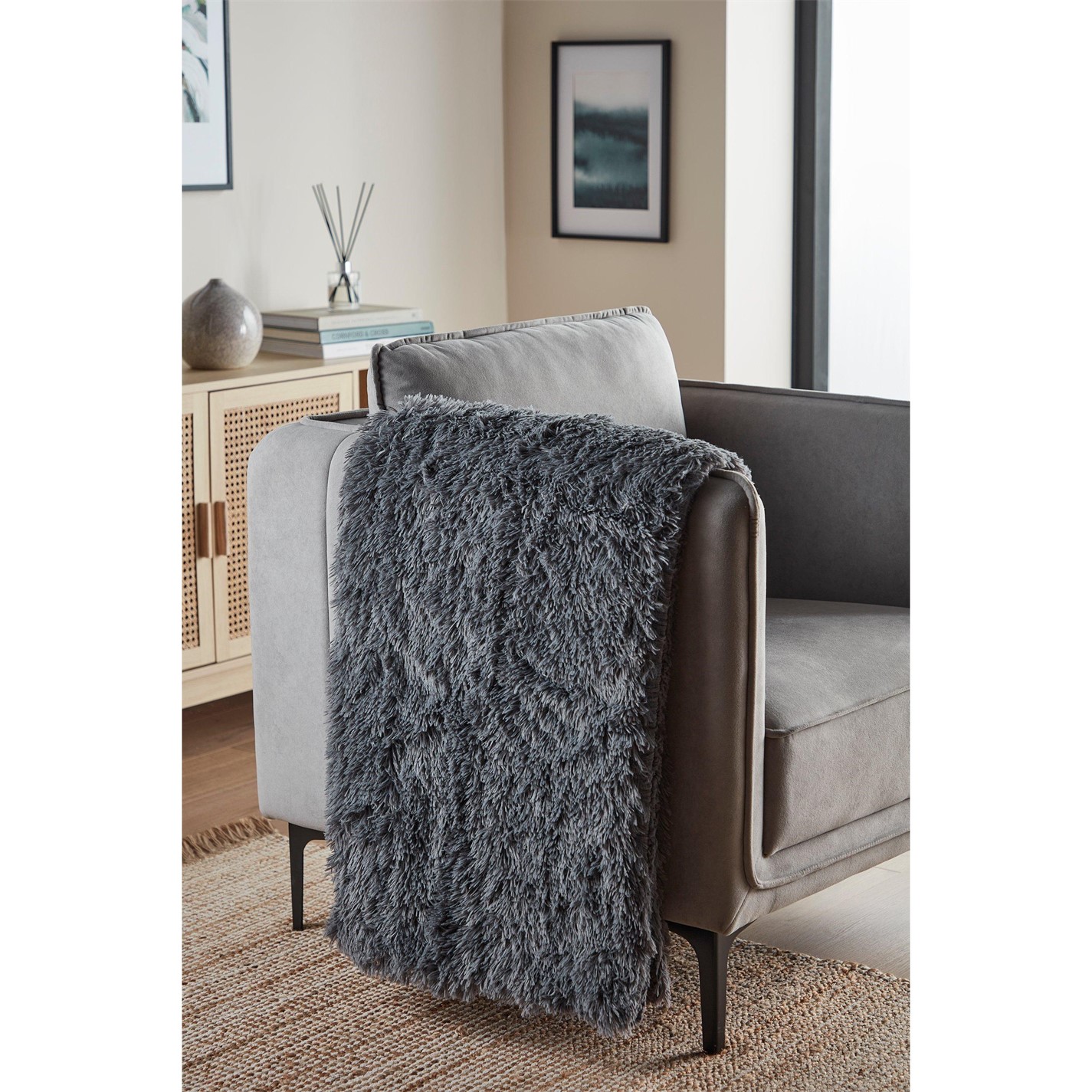 Homelife Fluffy Long Pile Throw with Sherpa Reverse Throws House
