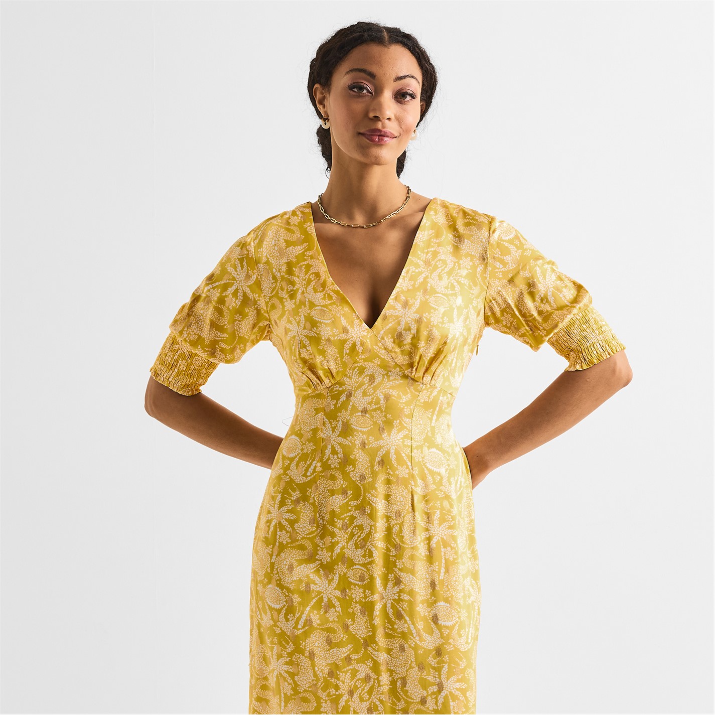 elle fanning golden globe dress Never Fully Dressed embroidered Dress in Yellow – Sale Lab UK