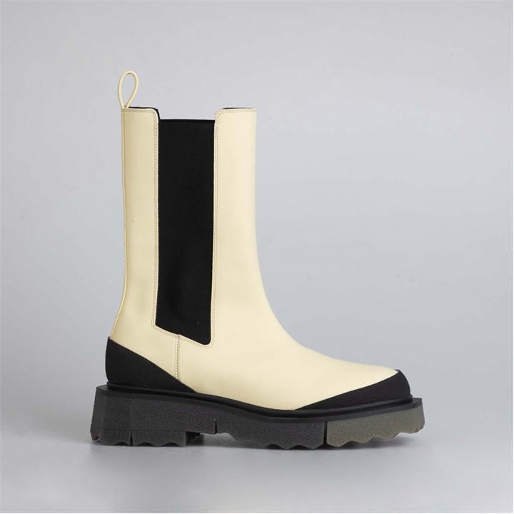 Off-white Sponge-effect Sole Chelsea Boots In Cream