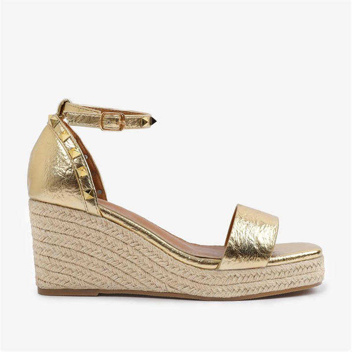 WHERE'S THAT FROM GOLDPU PRESLEY WEDGE SANDALS WITH GLADIATOR ANKLE-