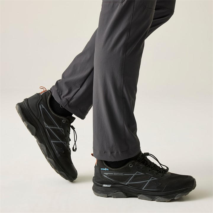 Regatta Men's Black Blaze Trainers Size 10