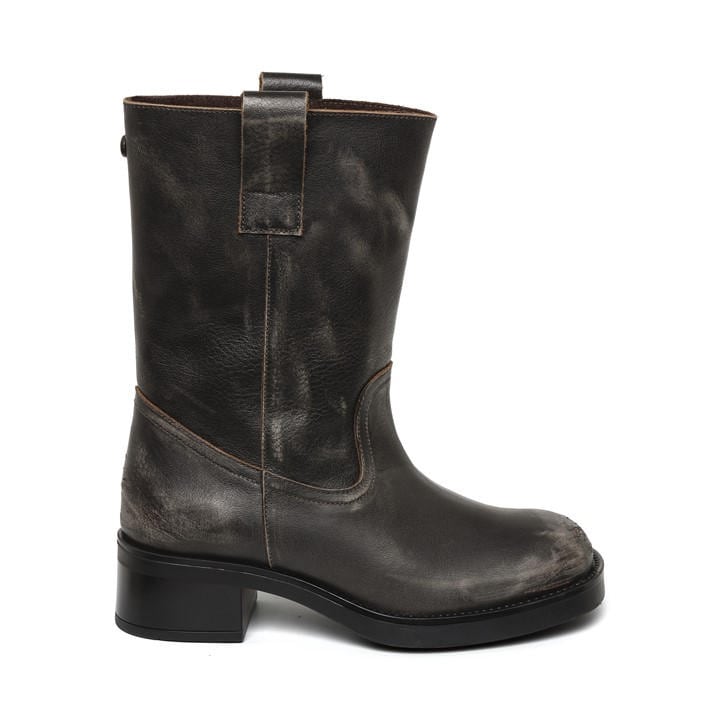 Steve Madden Women's Black Madden Benedict Size 6