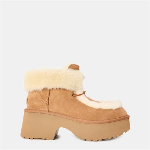 UGG - Women's Esme Snug Boots