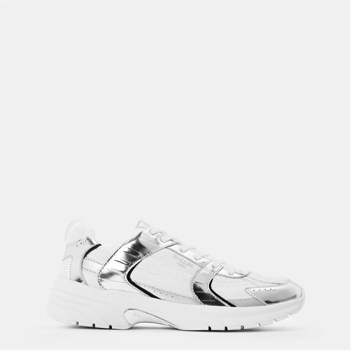 Mallet Holloway Runners In White