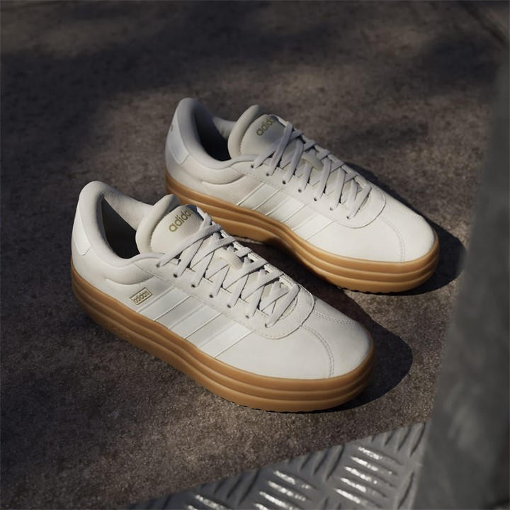 Off Wht/Gum - adidas - VL Court Bold Women's Trainers