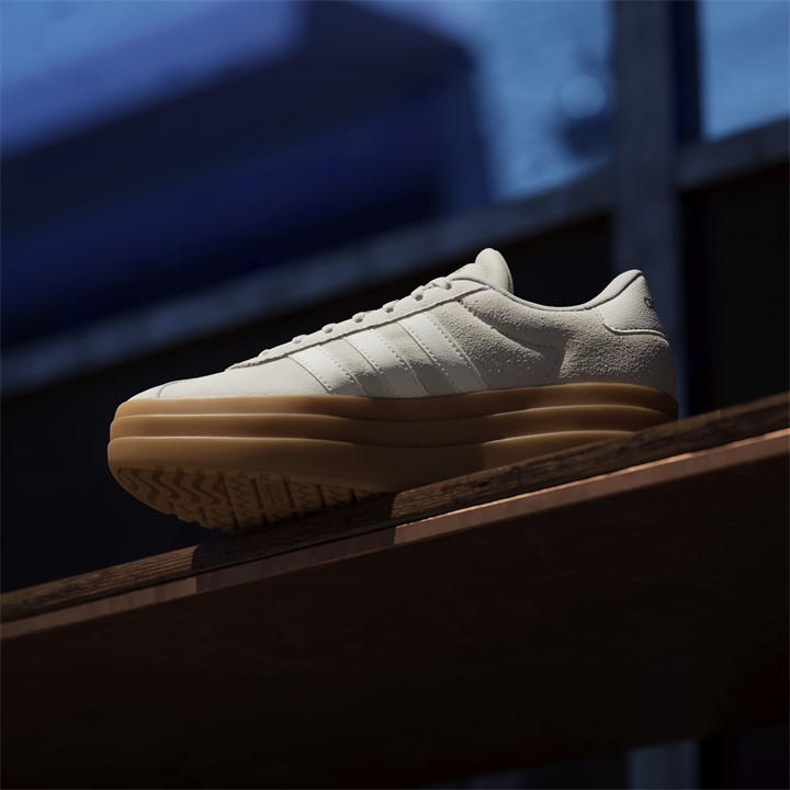 Off Wht/Gum - adidas - VL Court Bold Women's Trainers