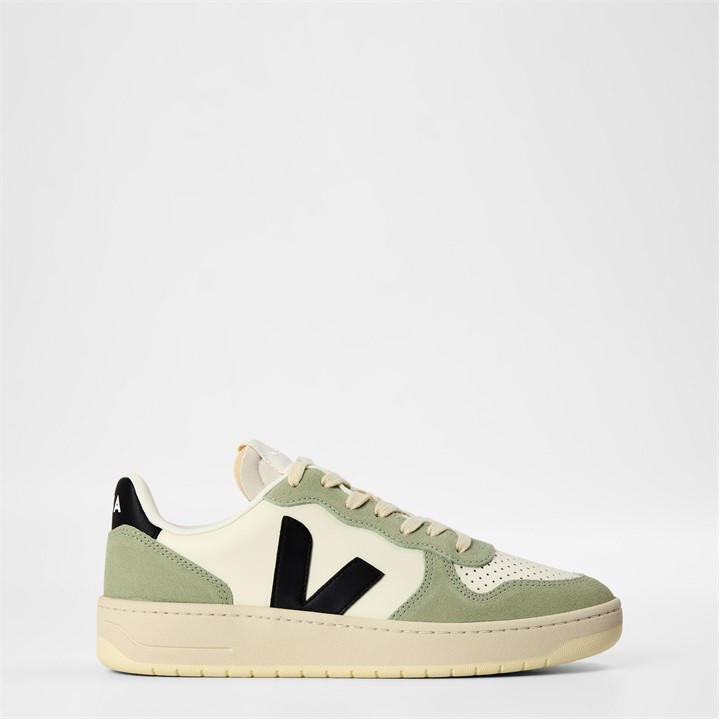 VEJA V-10 TRAINERS