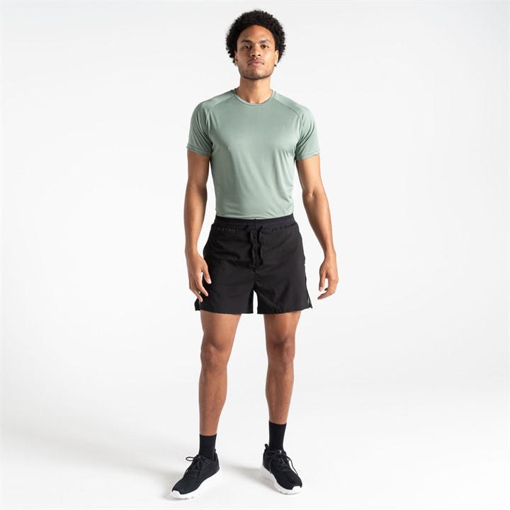 DARE 2B MENS ACCELERATE 5 INCH FITNESS SHORTS