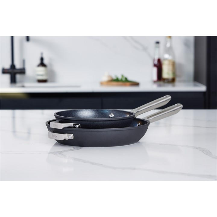 Black / Silver - Ninja - Foodi ZEROSTICK Stackable 2-Piece Frying Pan Set