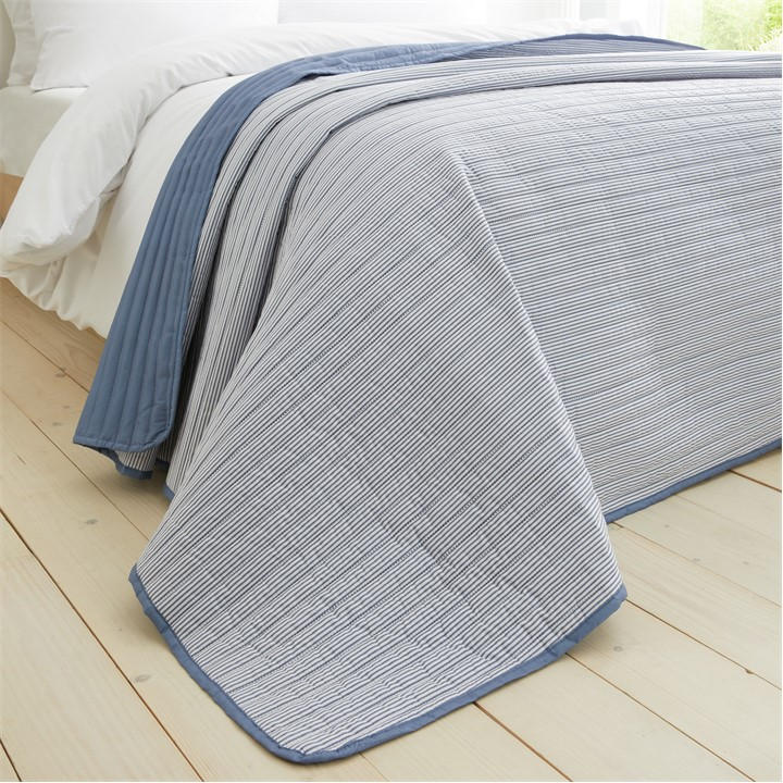 Catherine Lansfield Unisex Blue Stripe Quilted Reversible Bedspread 220X230cm
