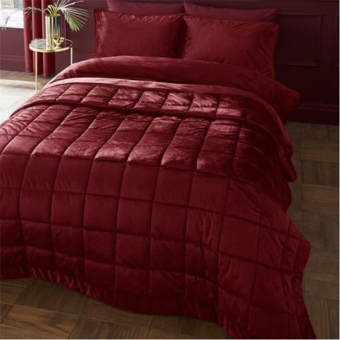 Catherine Lansfield - Matt Velvet Quilted Bedspread