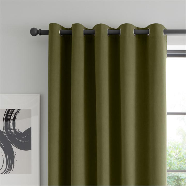 Catherine Lansfield Unisex Green Wilson Velvet Blackout Thermal Eyelet Curtains 46X54 Inch