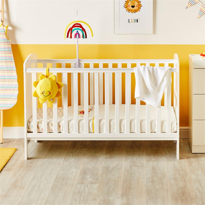 Ickle Bubba Unisex Kids White Coleby Classic Cot Bed And Fibre Mattress