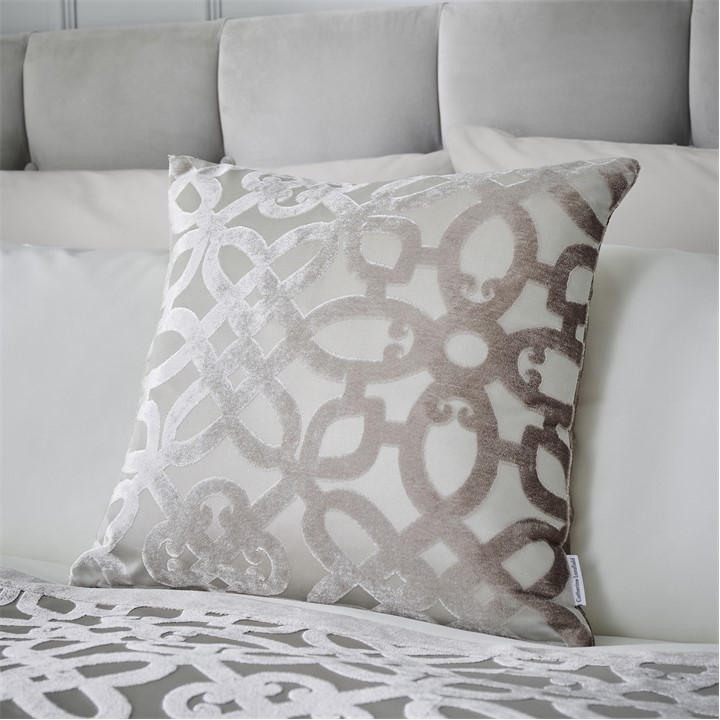 Catherine Lansfield Unisex Beige Lattice Cut Velvet Cushion Size 43