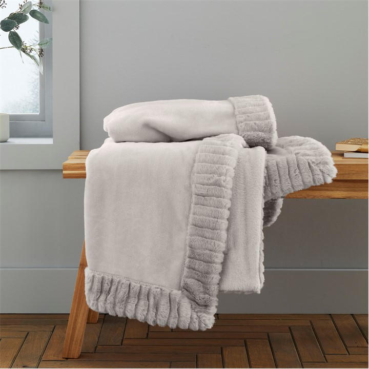 Catherine Lansfield Unisex Grey Velvet And Faux Fur Soft Touch Blanket Throw