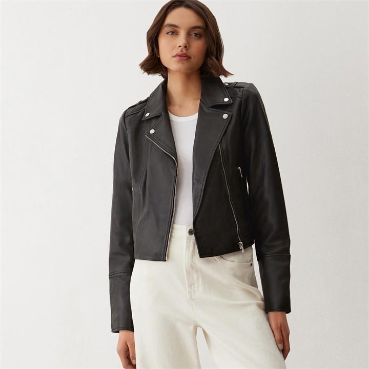 Finery Faith Jkt Ld51 In Black