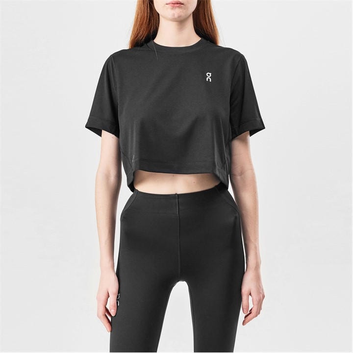 On Train-t Crop In Black