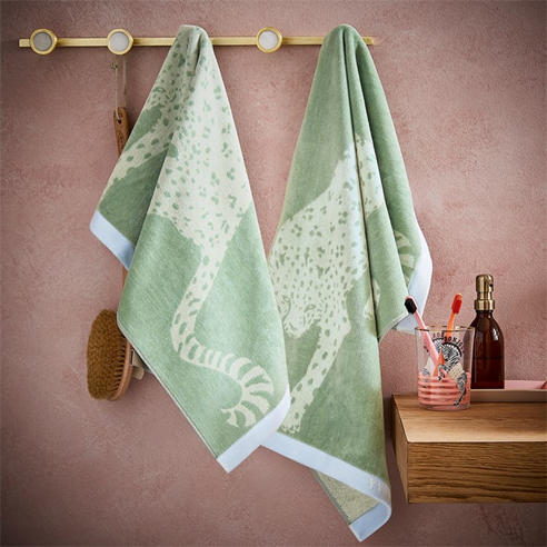 Yvonne Ellen - Signature Stripe Towel