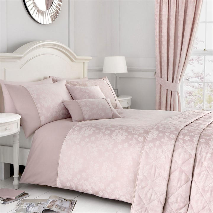 Dreams And Drapes Unisex Pink Blossom Duvet Cover Set In Blush - Superking