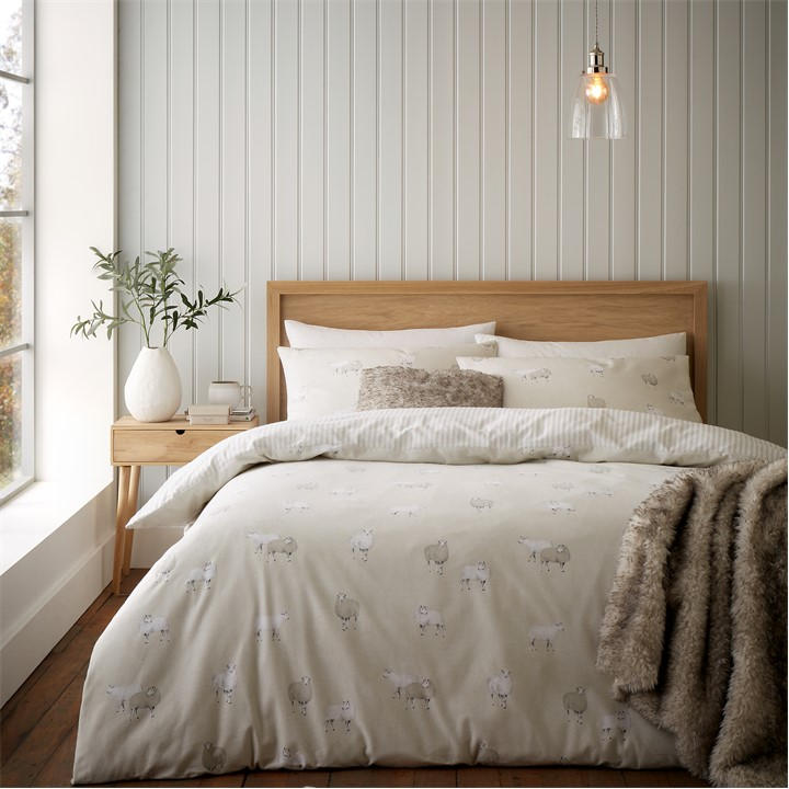 Catherine Lansfield Unisex Beige Brushed Cotton Sheep Reversible Duvet Cover Set - King