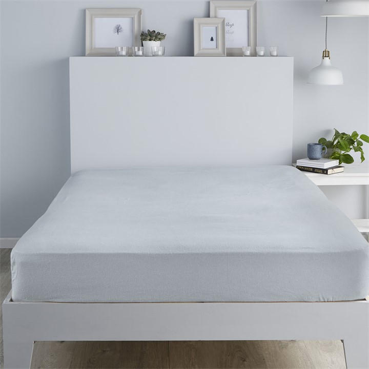 Fusion Brushed Cotton Fitted Bed Sheet In Silver