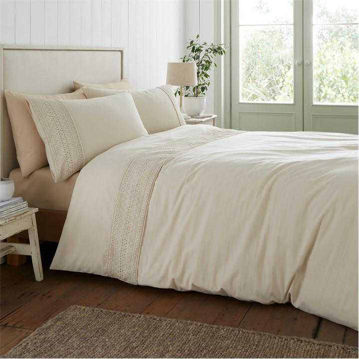 Catherine Lansfield Unisex Cream Broderie Anglaise Duvet Cover Set Superking
