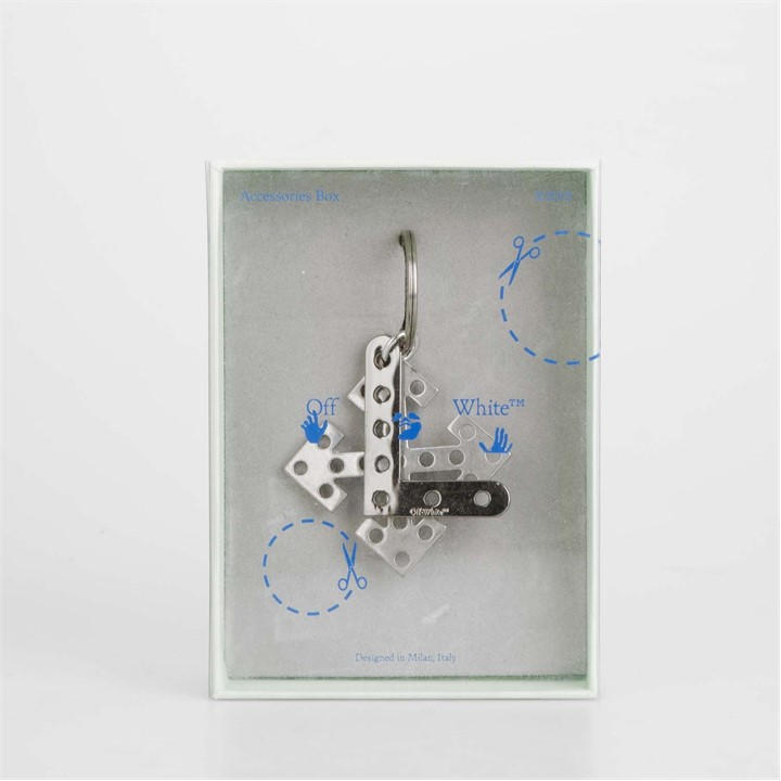 OFF-WHITE ARROW CHARM