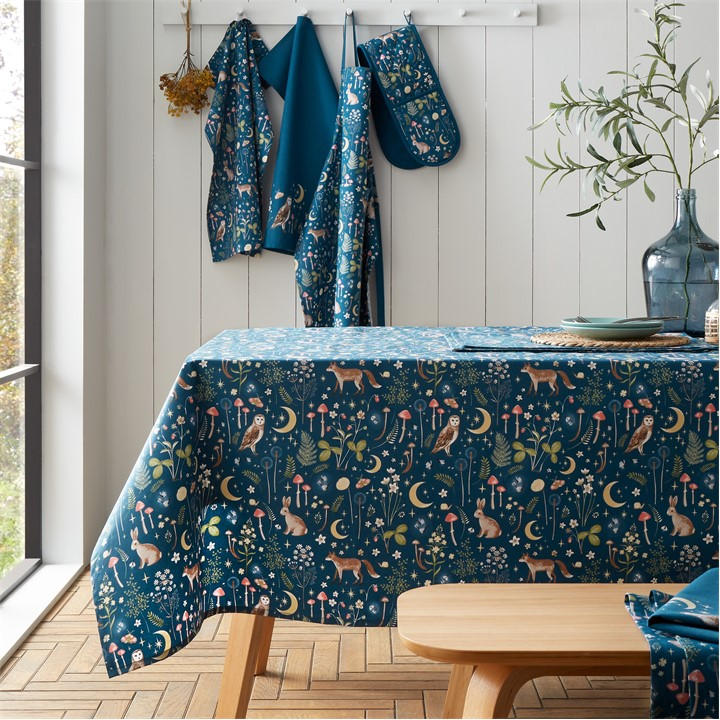 Catherine Lansfield Unisex Blue Enchanted Twilight Cotton Table Cloth 137X178cm