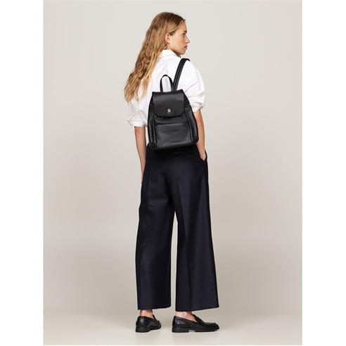 Tommy Hilfiger - POPPY REFORM FLAP BACKPACK