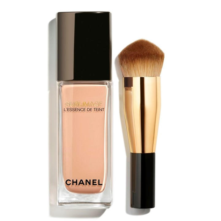 Chanel Sublimage L'essence De Teint Ultimate Radiance-generating Serum Foundation