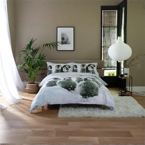 Deyongs - Penguin Hud Duvet Cover