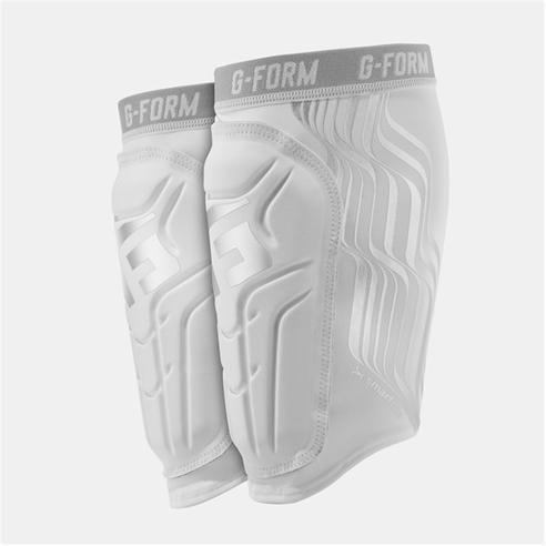 G Form - SmartFlex Moisture Wicking CE Certified Shin Pads