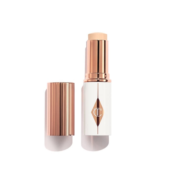4 FAIR - Charlotte Tilbury - Unreal Skin Hydrating Foundation Stick