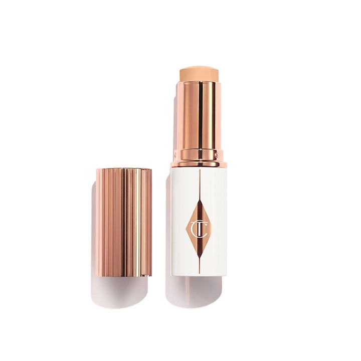4 FAIR - Charlotte Tilbury - Unreal Skin Hydrating Foundation Stick