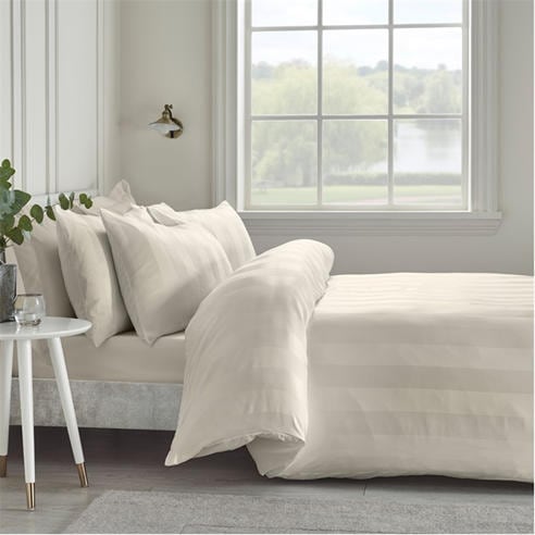 Catherine Lansfield - Soft Satin Stripe Duvet Cover Set
