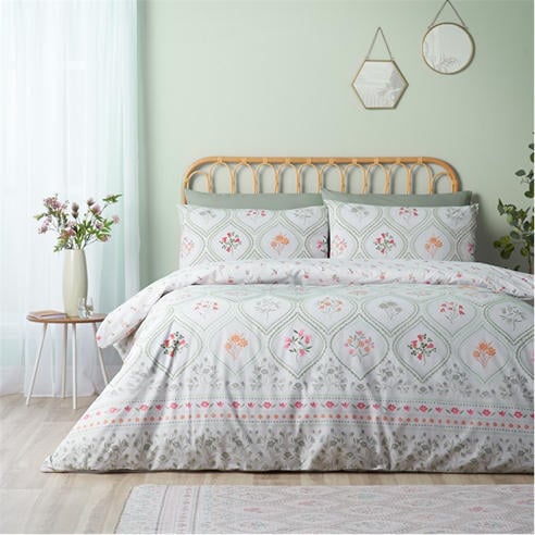 Catherine Lansfield - Cameo Floral Duvet Cover Set