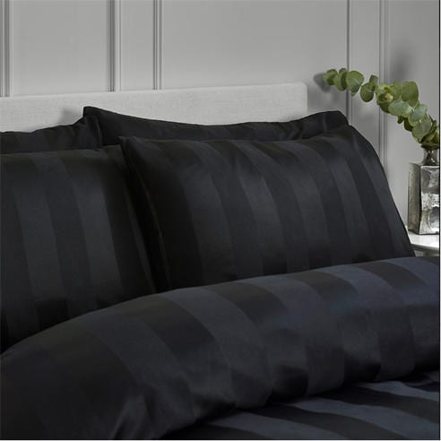 Catherine Lansfield - Soft Satin Stripe Pillowcases