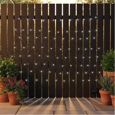 Streetwize - White 100 LED Solar Light Net