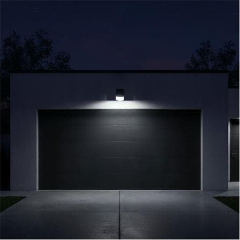 Streetwize - Solar-Powered Swivel Security Light