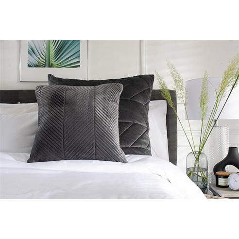 The Lyndon Company - Chevron Velvet Pillowcases
